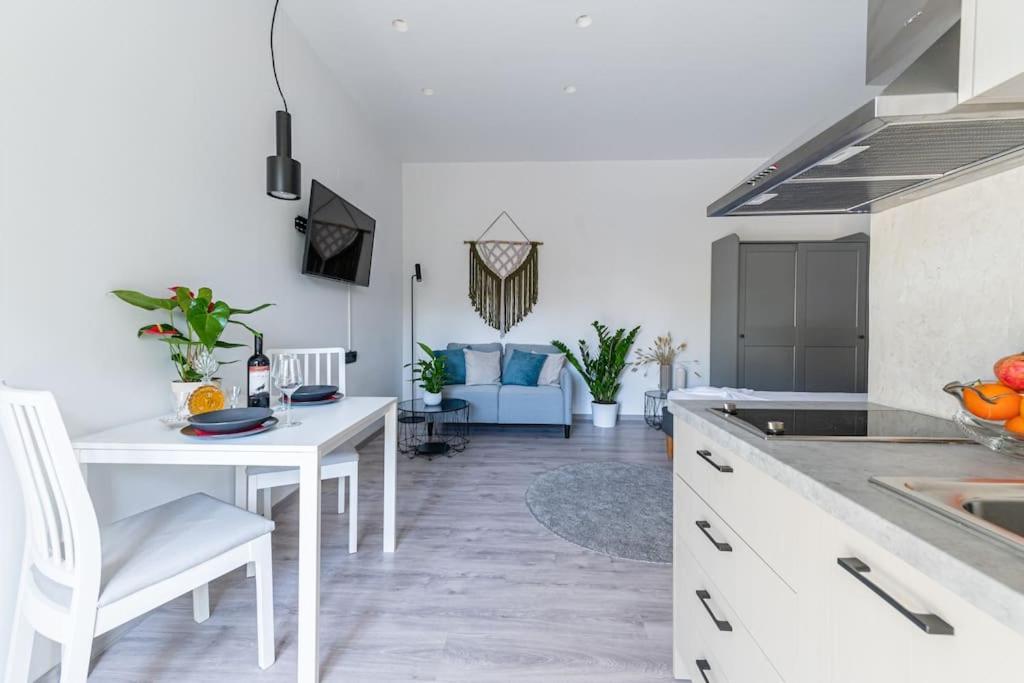 Elegant Fully Equipped Apartment Near City Centre 伊拉克利翁 外观 照片